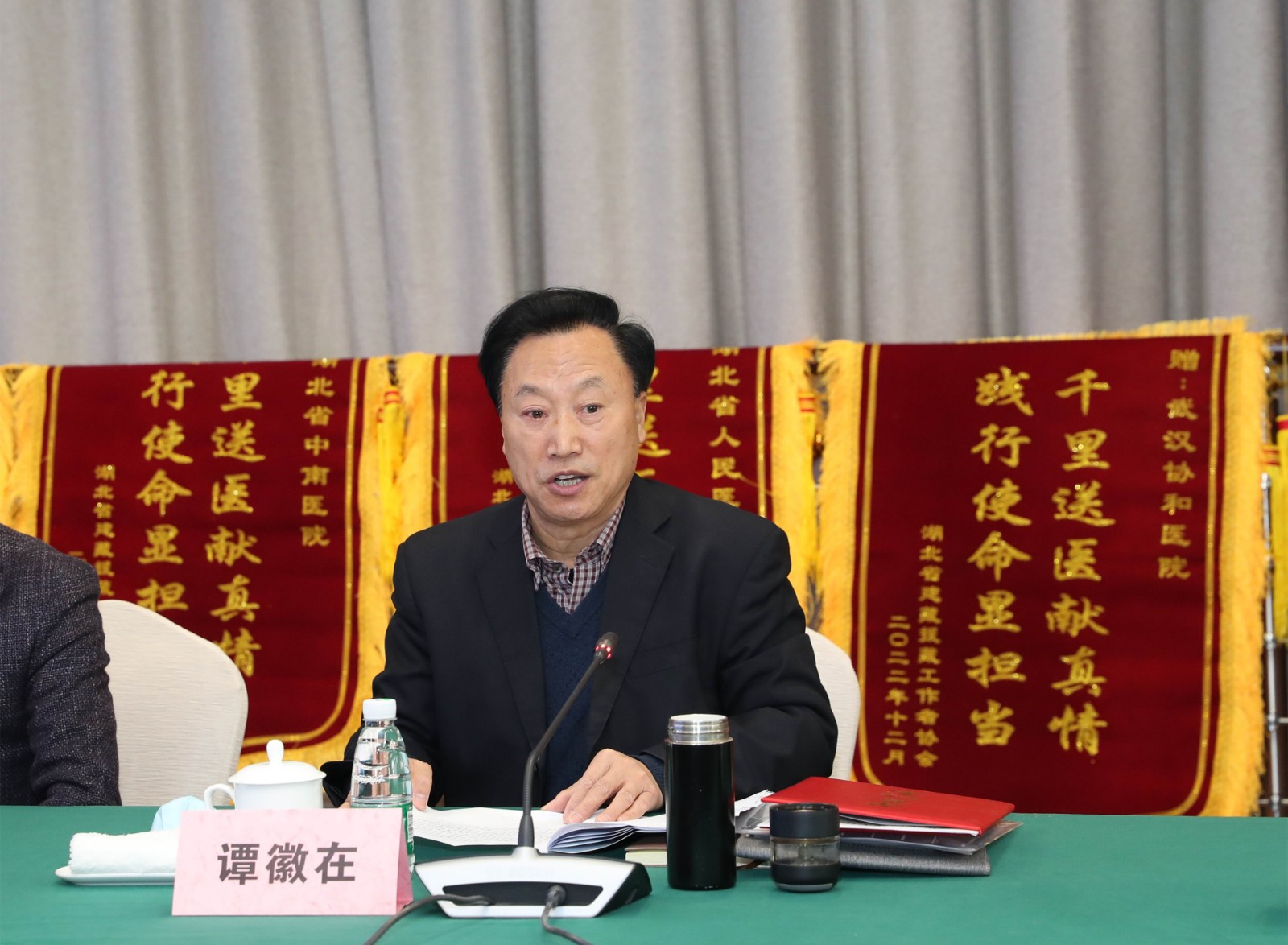 AV9I4081_副本.jpg